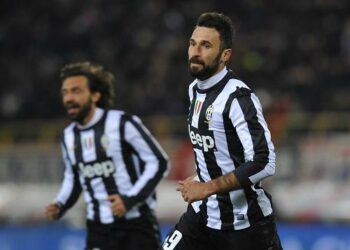 Vucinic_Pirlo