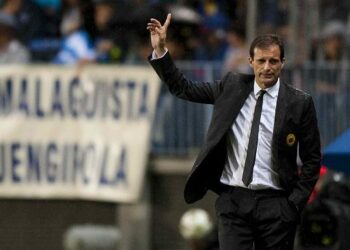 allegri_mano