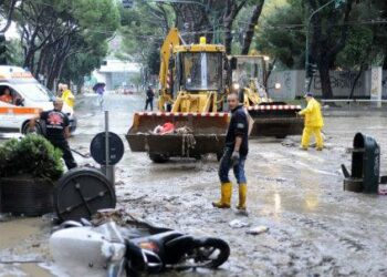 alluvione_genova_14_R439