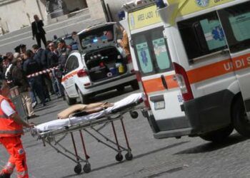 ambulanza_incidente_poliziaR439