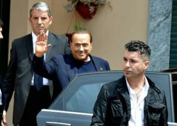 berlusconi_portiera