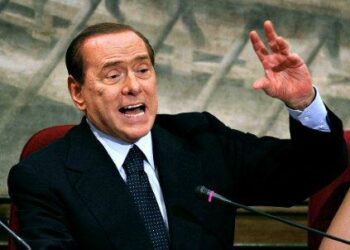 berlusconiagitatoR439