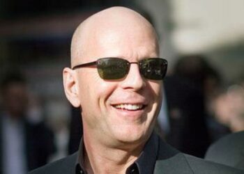 bruce_willis_R439