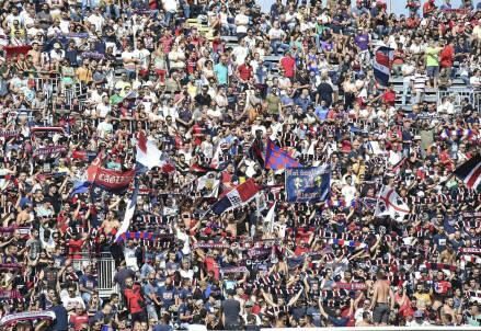 cagliari_santelia_tifosi