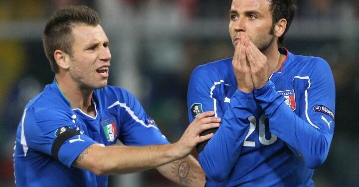 cassano_pazzini_lapresse_2011