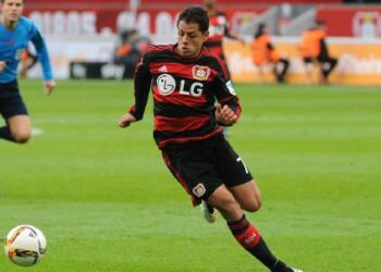 chicharito_bayerleverkusen