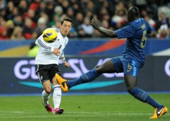 francia_germania_ozil_sakho