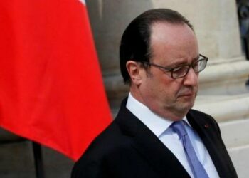 hollande_bandiera_franciaR439