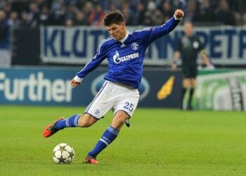 huntelaar_schalke_championsR400