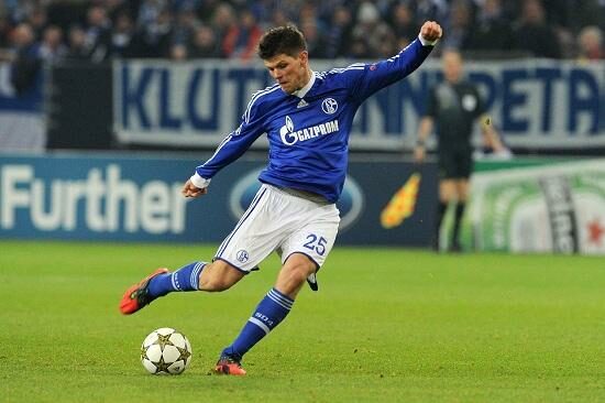 huntelaar_schalke_championsR400