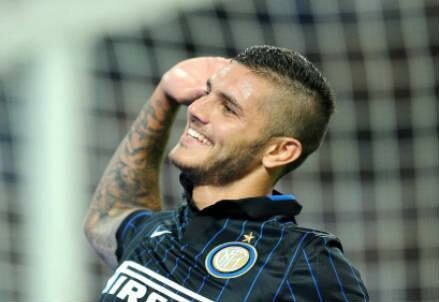 icardi_orecchio