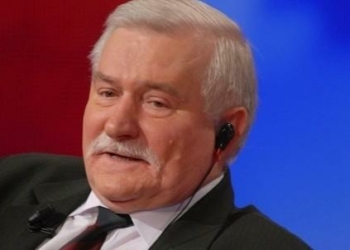 lechwalesa_zoomR439