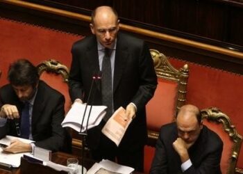 letta_alfano_fiduciaR439