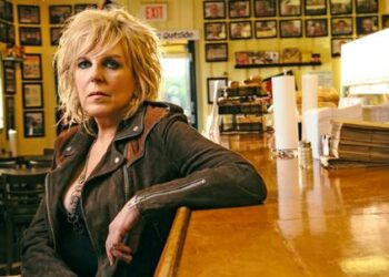 lucinda-williams_ok_R439