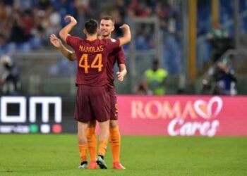 manolas_44_dzeko