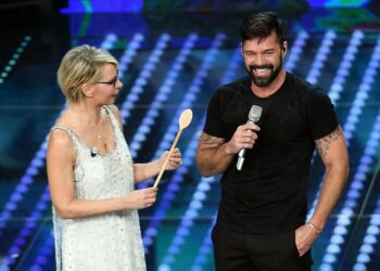 maria_defilippi_ricky_martin_sanremo_gay_lapresse_2017