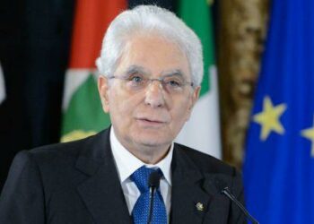 mattarella_bandiereR439