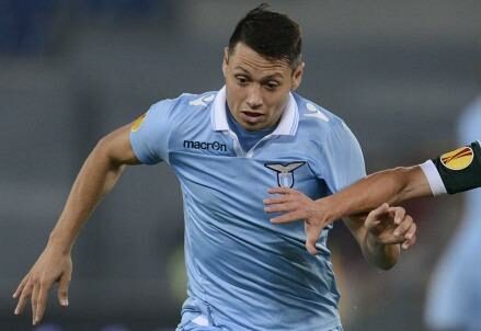 mauro_zarate_lazio_corsa_r400