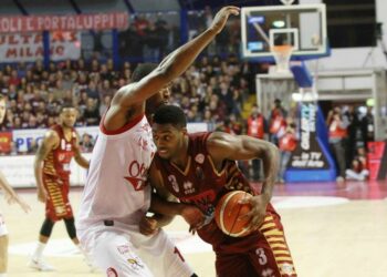 melvin_ejim_reyervenezia_basket_lapresse_2016