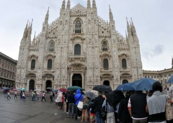 milano_duomo_follaR400