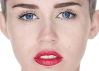 miley-cyrus-wreckinball