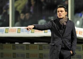 montella_dito