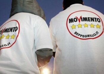 mov_5stelle_tshirt439