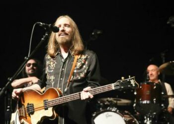 mudcrutch-tom-petty_R439