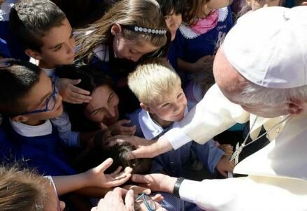 papafrancesco_bambini_scuolaR439