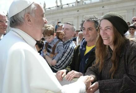 patti_smith_papa_francesco_R439