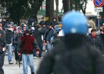 polizia_ultras_scontriR439