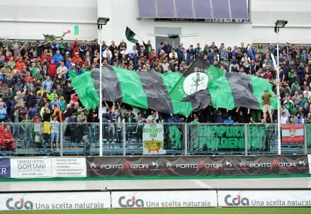 pordenone_striscione