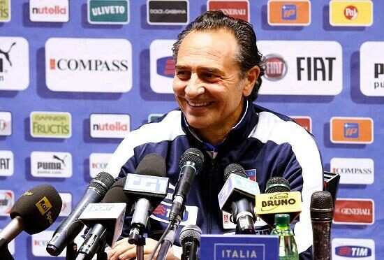 prandelli_microfoni_sorriso