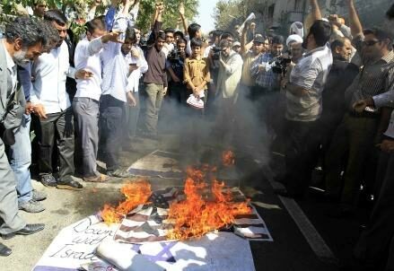 proteste-film-maometto-teheran-iran-innocence-muslims