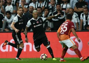 quaresma_besiktas_trivela