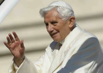 ratzinger_nuova_r439