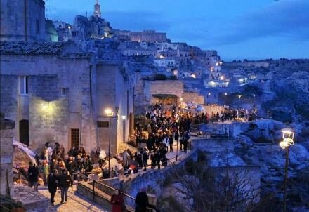 sassi-di-matera-presepe_R439