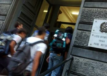 scuola_ingresso_r439