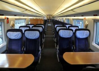 treno_interno_infophoto_2013-04-22_132325861_low_p0000736343