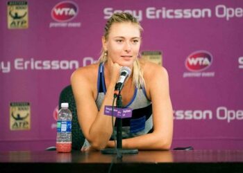 Sharapova_microfoni