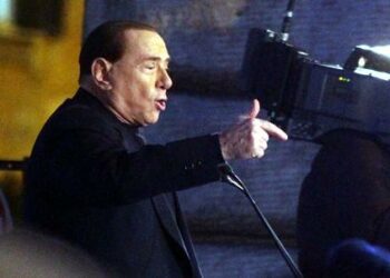 berlusconi_comunicatoreR439