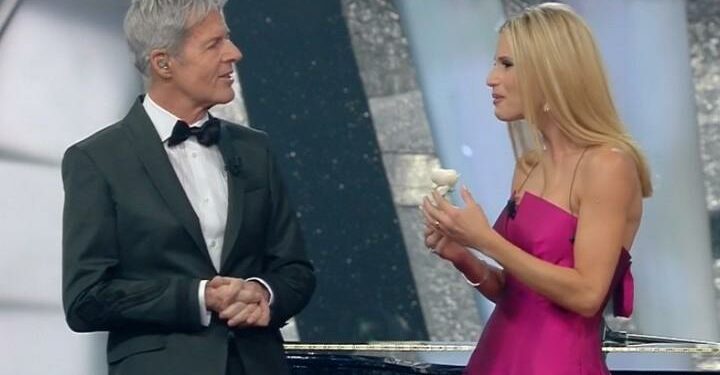 claudio_baglioni_michelle_hunziker_sanremo_2018_rai