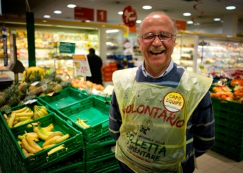 colletta_alimentare_volontario_sorriso