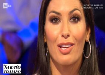 elisabetta_gregoraci_sabato_italiano