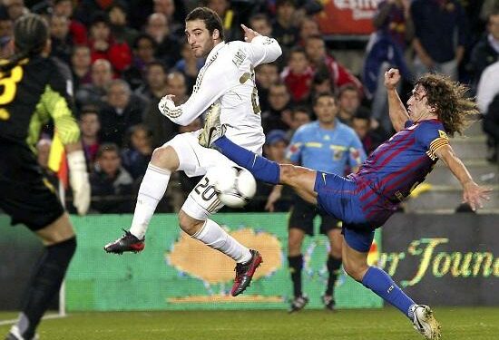 higuain_puyol