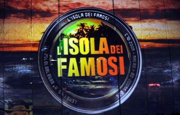 isola_dei_famosi_logo