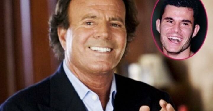 julio_iglesias_javier_sanchez_figlio_segreto_cantante_twitter_2017