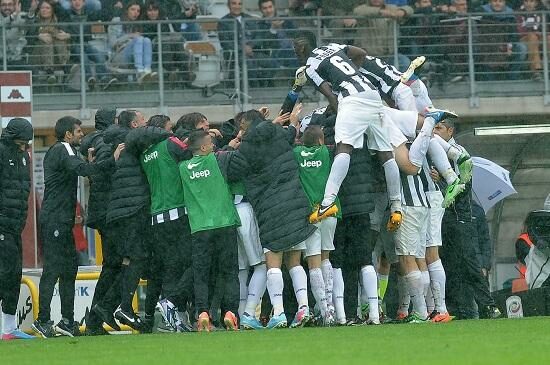 juventus_mucchio_panchina