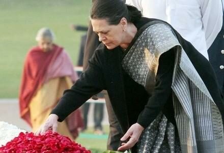 soniagandhi_fioriR439