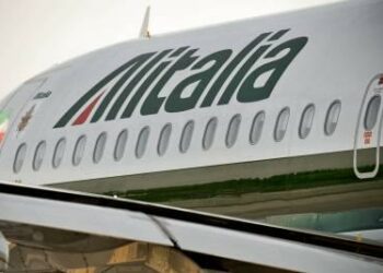 Alitalia_CarlingaR400